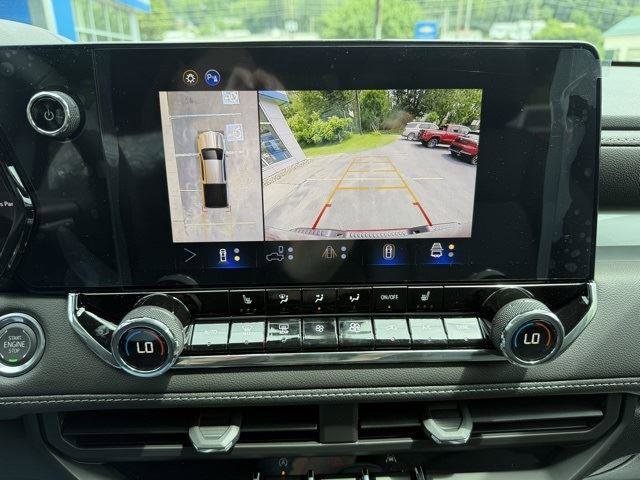 New 2025 Chevrolet Colorado LT w/ LT Convenience Package image 10