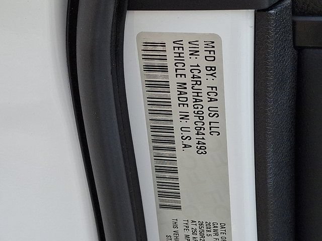 Certified 2023 Jeep Grand Cherokee Altitude AWD/4WD image 32