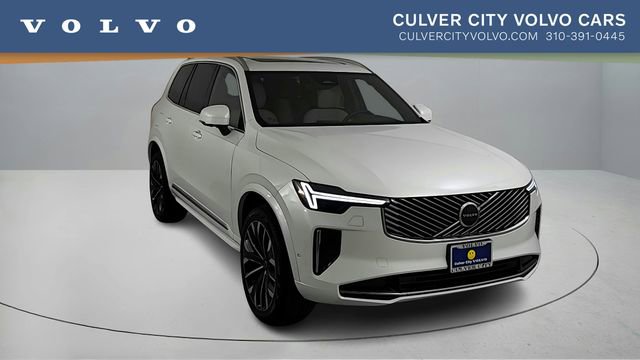 Certified 2026 Volvo XC90 B6 Plus w/ Protection Package Premier AWD/4WD image 1