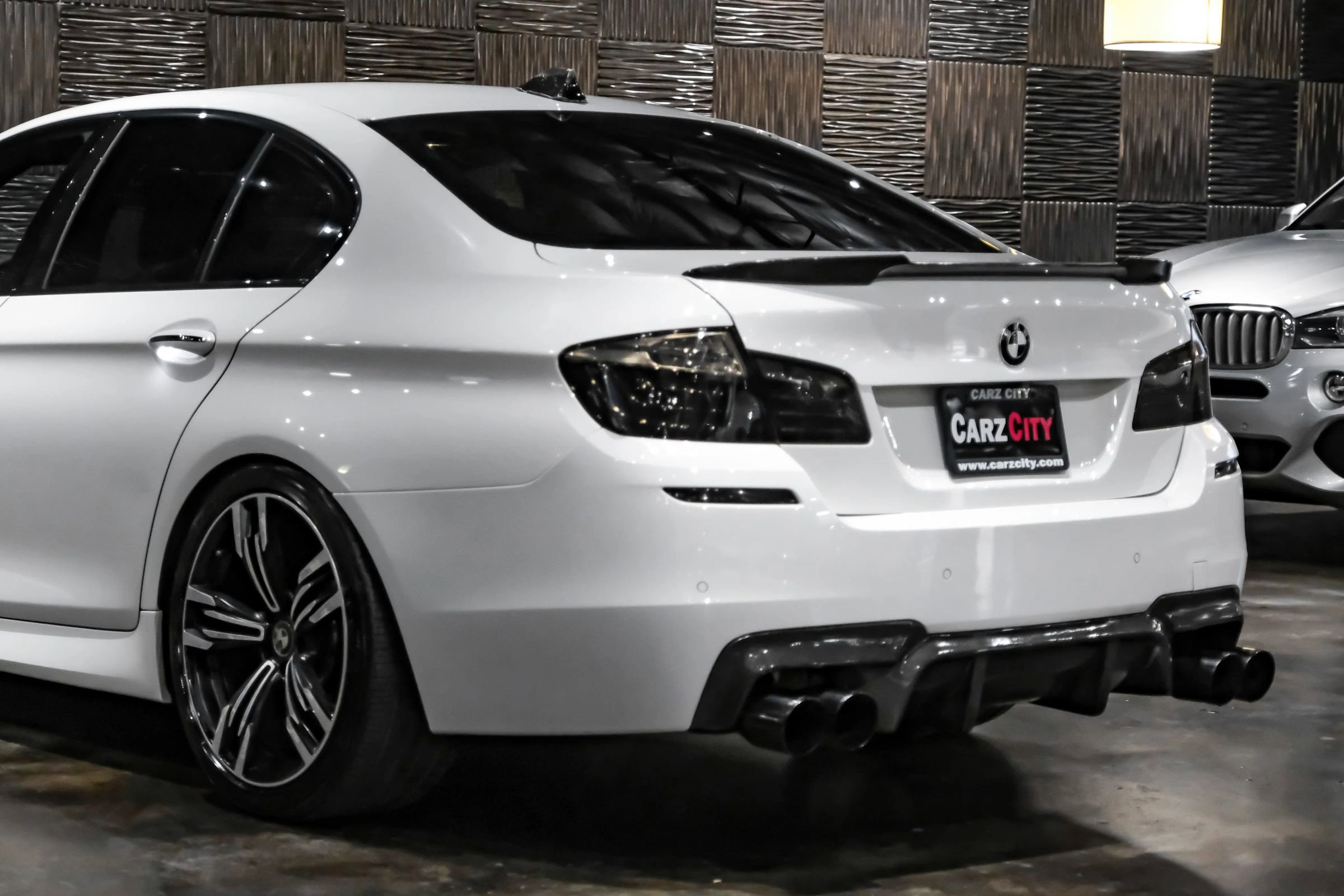 Used 2016 BMW 550i xDrive Sedan AWD/4WD image 14