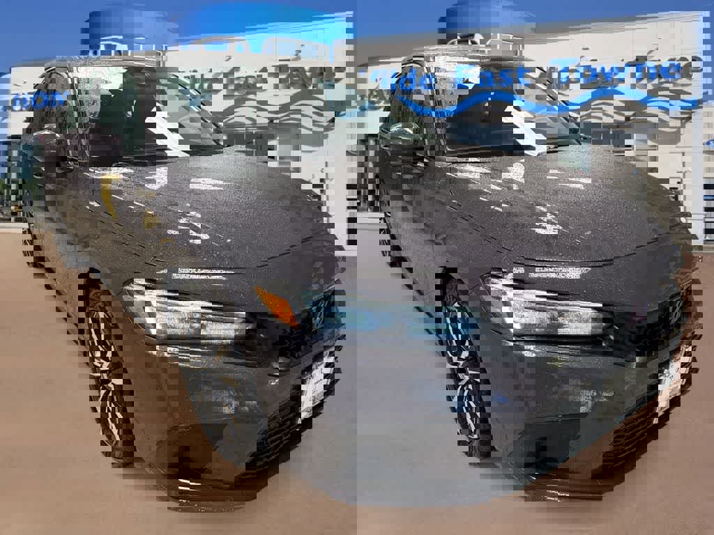 Certified 2022 Honda Civic EX-L image 2