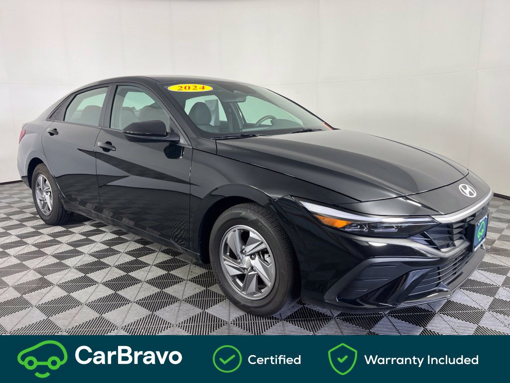 Used 2024 Hyundai Elantra SE