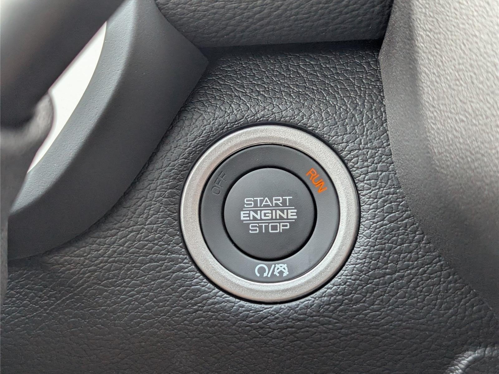 New 2026 RAM 2500 Laramie AWD/4WD image 23