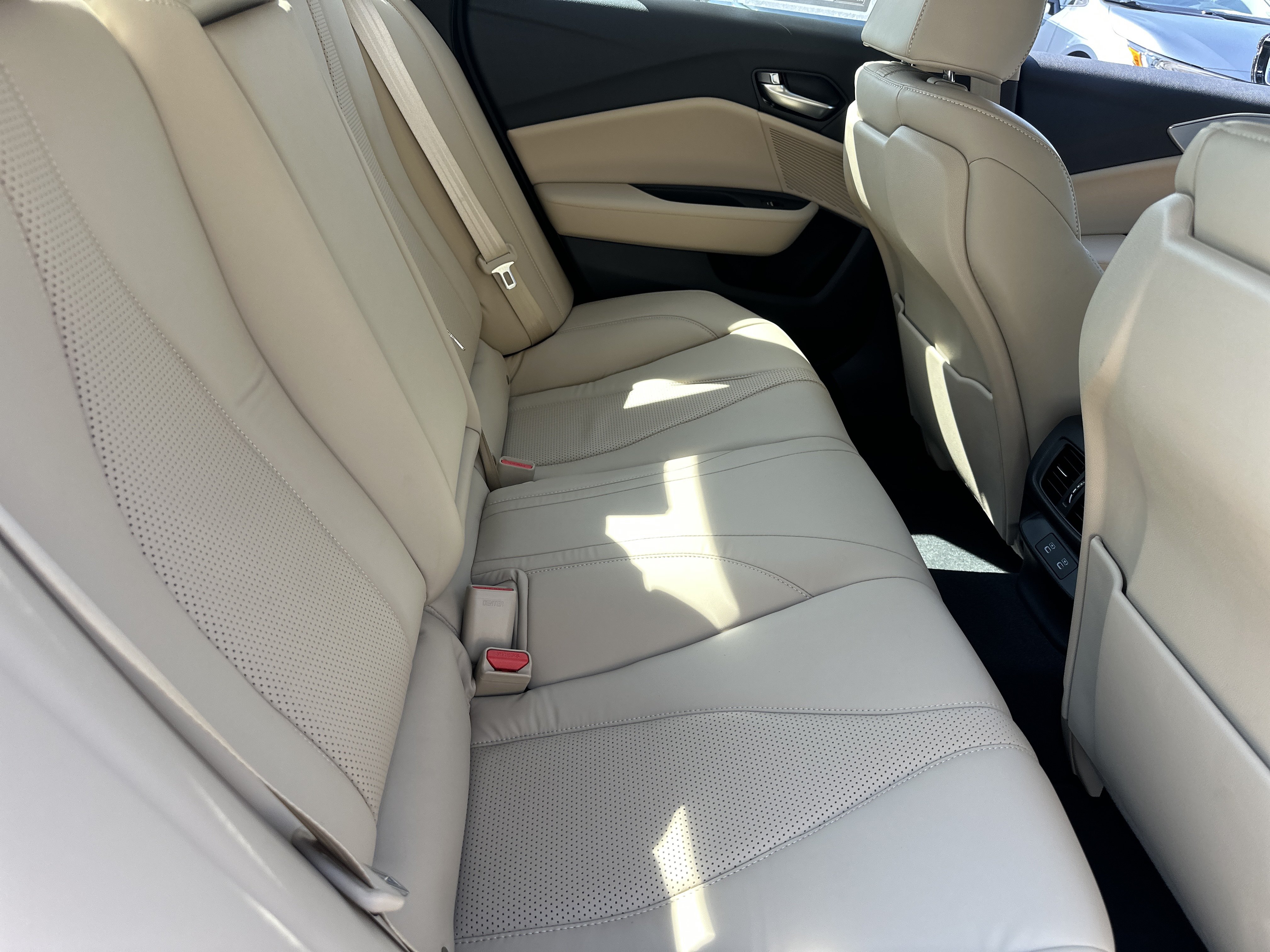 Used 2025 Acura TLX w/ Technology Package FWD image 14