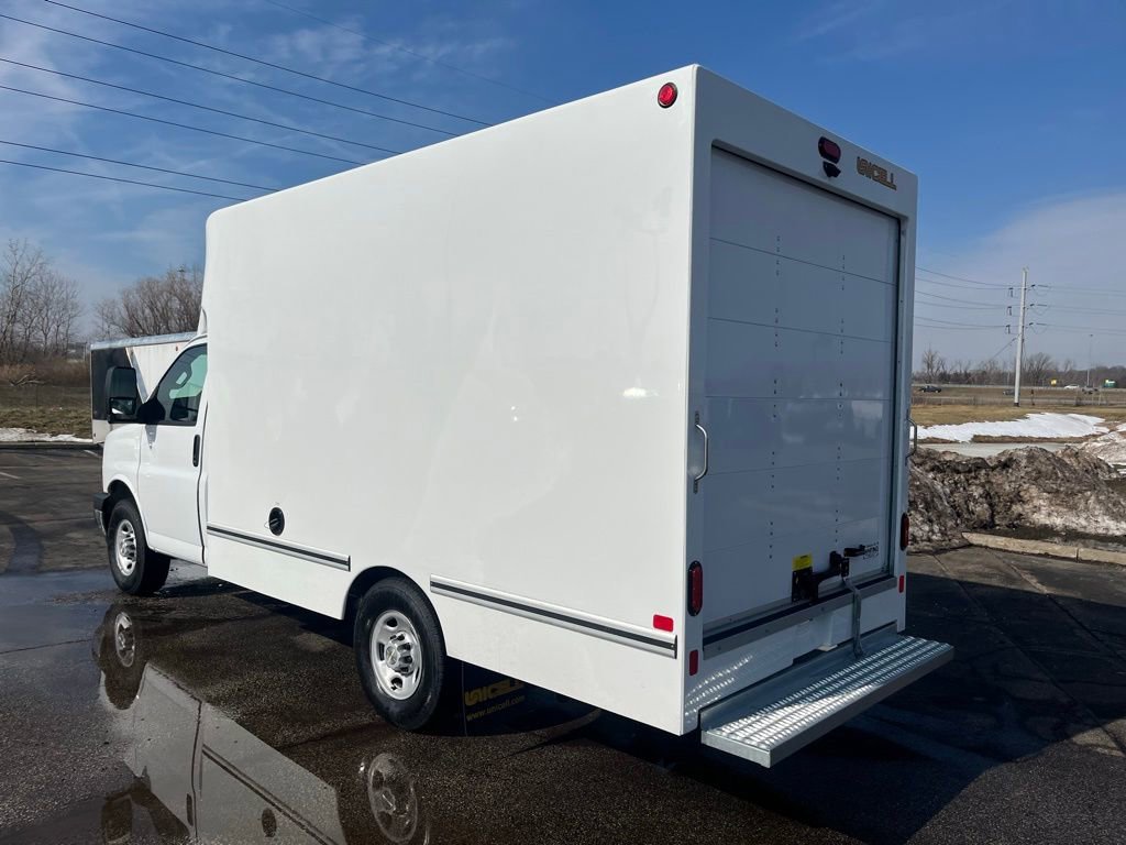 New 2026 Chevrolet Express 3500 w/ Power Convenience Package image 5