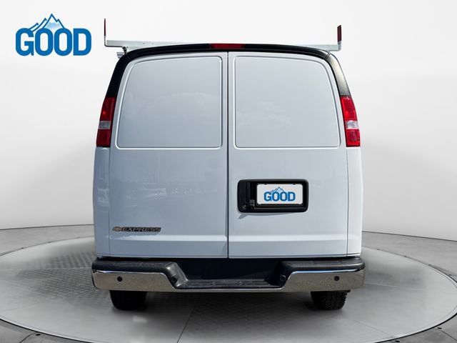 Used 2021 Chevrolet Express 2500 w/ Driver Convenience Package image 4