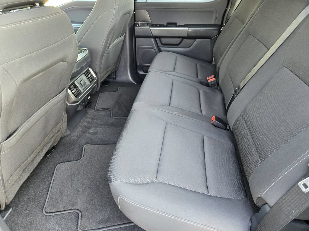 Used 2024 Ford F150 XLT w/ XLT Black Appearance Package RWD image 28