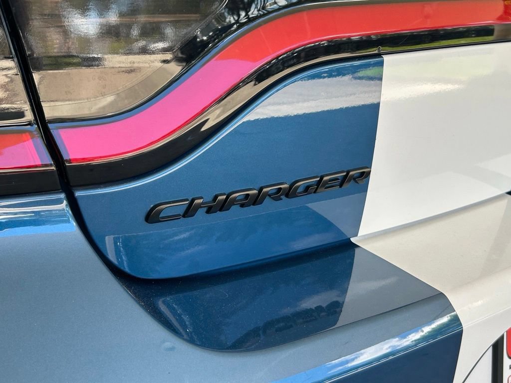 Used 2022 Dodge Charger Scat Pack w/ Plus Group RWD image 18