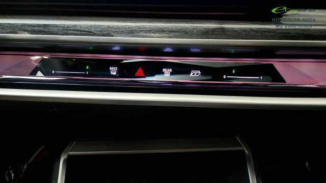 Used 2023 BMW 740i w/ Parking Assistance Package RWD image 69