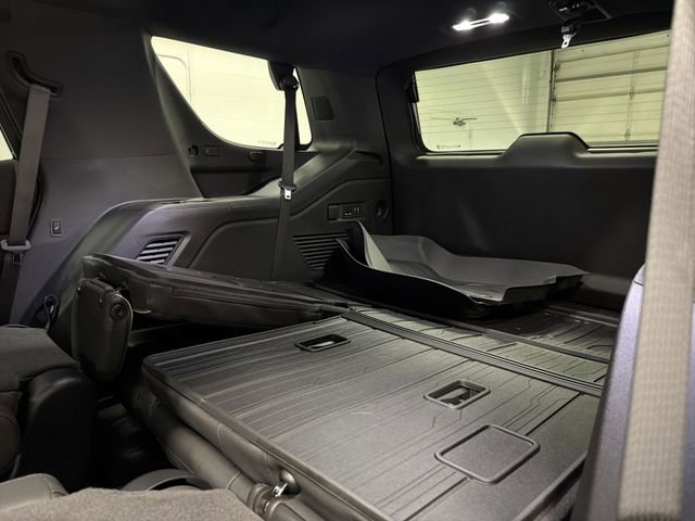 New 2026 GMC Yukon Elevation w/ Elevation Premium Package image 17