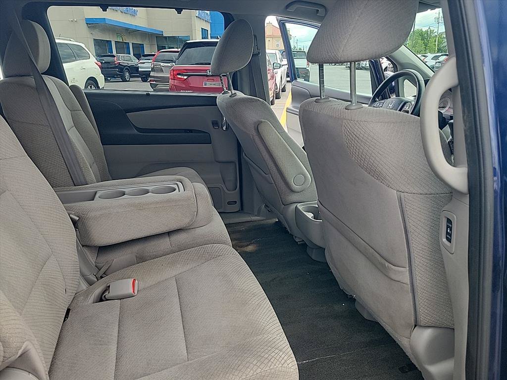 Used 2016 Honda Odyssey SE image 19