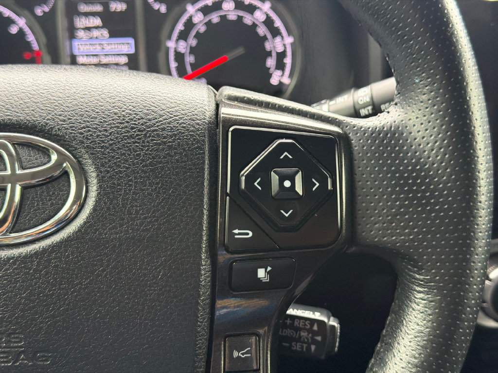 Used 2020 Toyota 4Runner TRD Pro AWD/4WD image 30