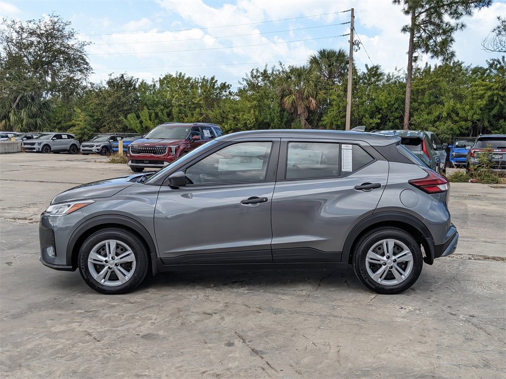 Used 2022 Nissan Kicks S image 6