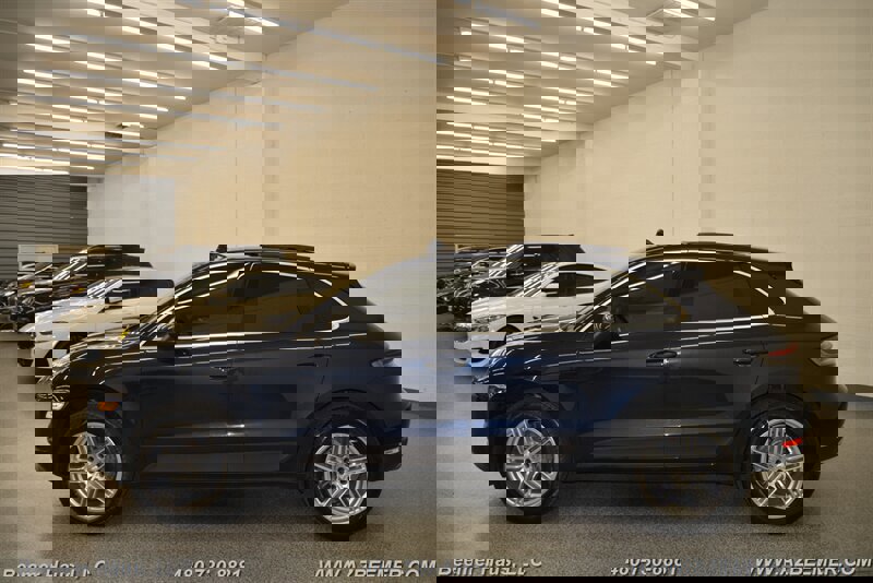 Used 2020 Porsche Macan S image 3