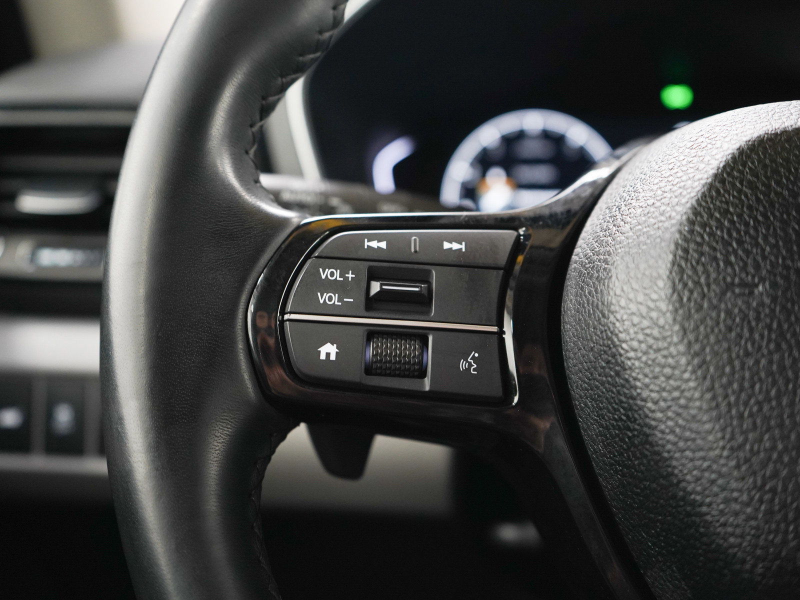 Used 2024 Honda Pilot EX-L image 30