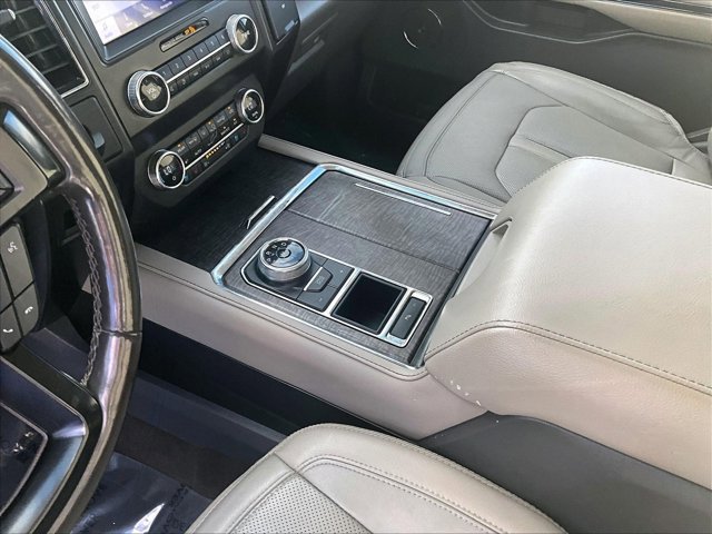 Used 2020 Ford Expedition Max Limited image 15