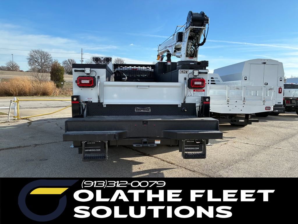 New 2025 Ford F550 4x4 Supercab Super Duty image 7