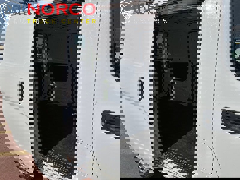 Used 2020 Nissan NV200 S w/ Back Door Glass Package image 7