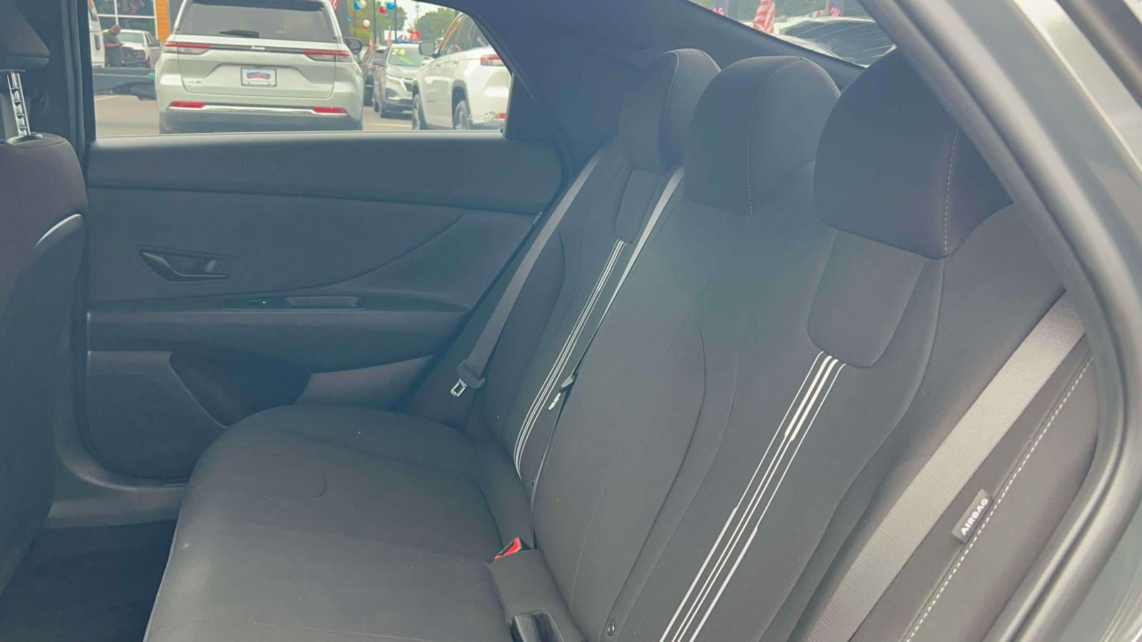 Used 2025 Hyundai Elantra Sport FWD image 21