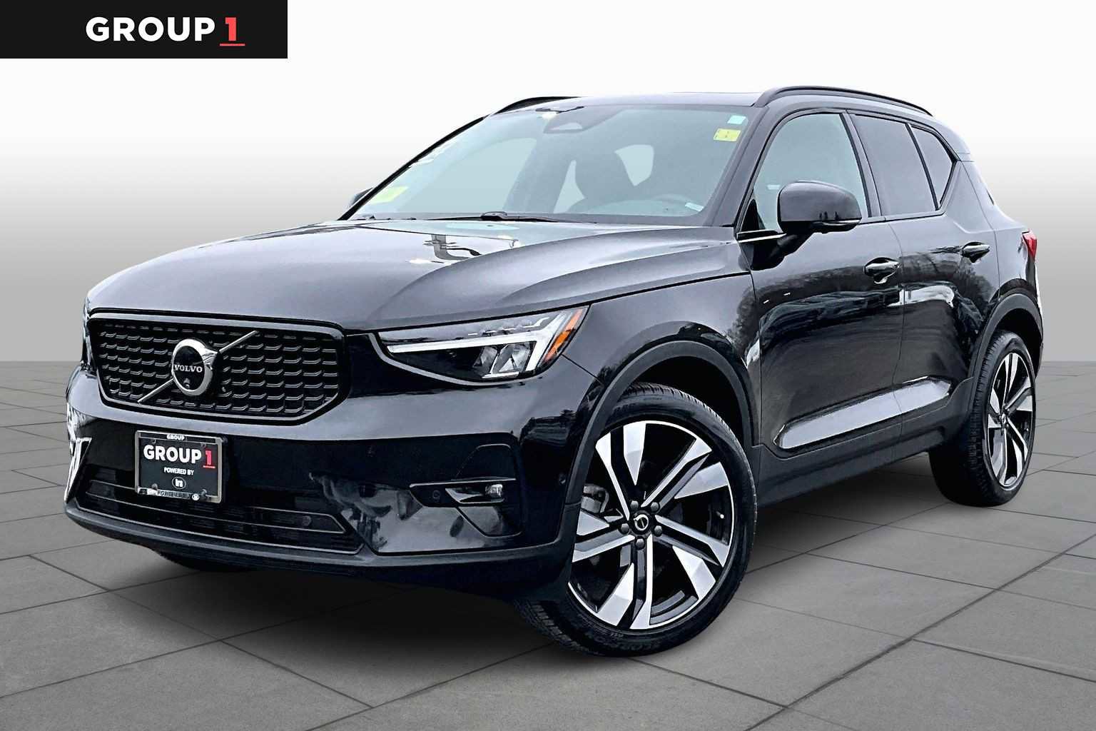 Certified 2024 Volvo XC40 B5 Plus w/ Protection Package Premier
