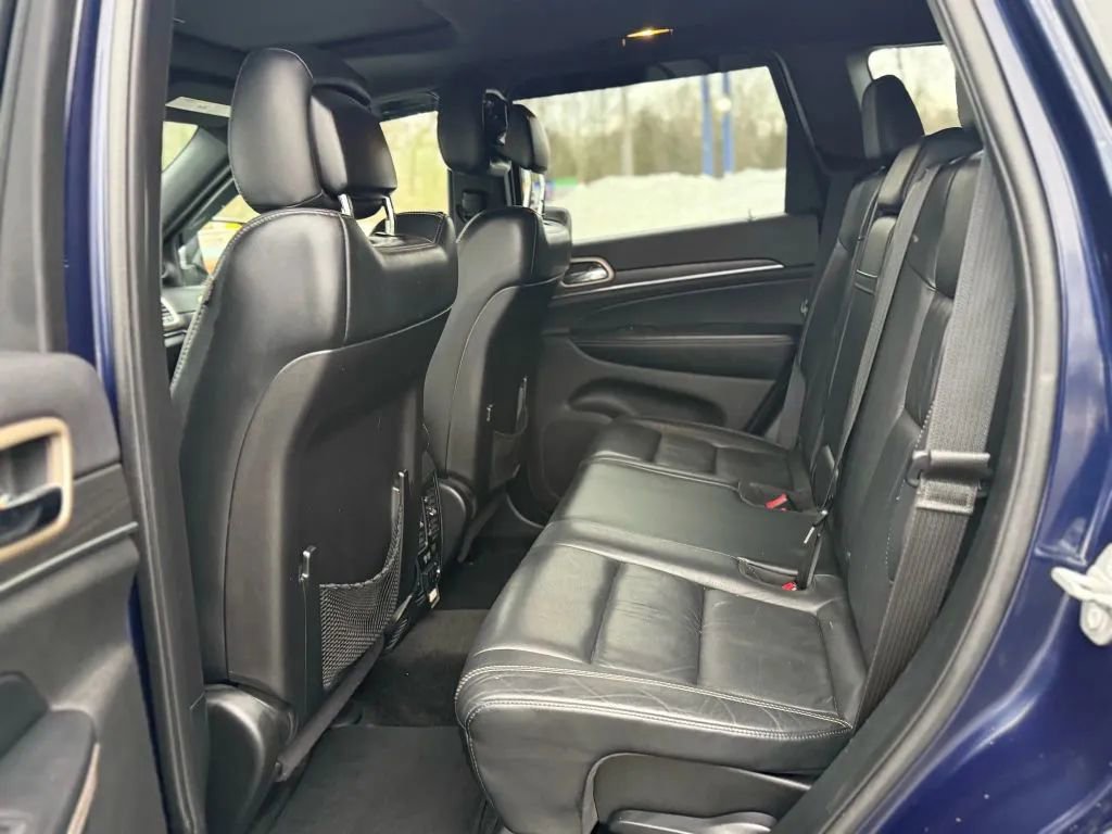 Used 2015 Jeep Grand Cherokee Limited AWD/4WD image 12