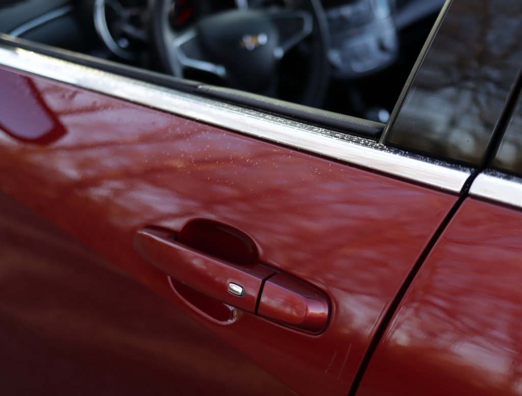 Used 2017 Chevrolet Malibu LT w/ Leather Package image 34