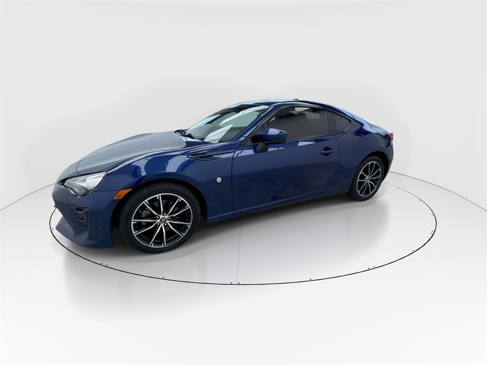 Used 2017 Toyota 86 image 4