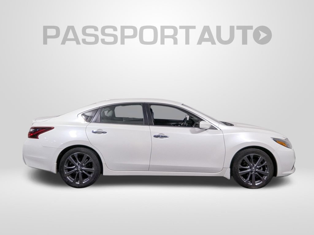 Used 2018 Nissan Altima 2.5 SR w/ SR Special Edition FWD image 8