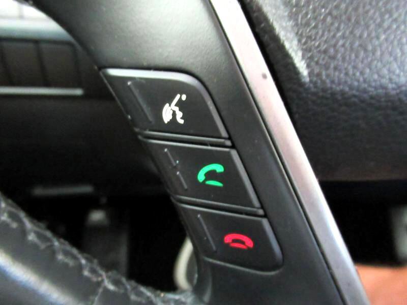 Used 2017 Hyundai Santa Fe Limited image 20