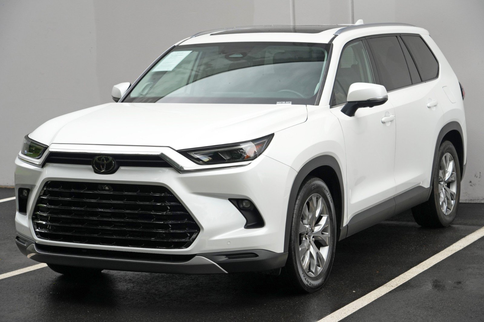Used 2024 Toyota Grand Highlander FWD image 50