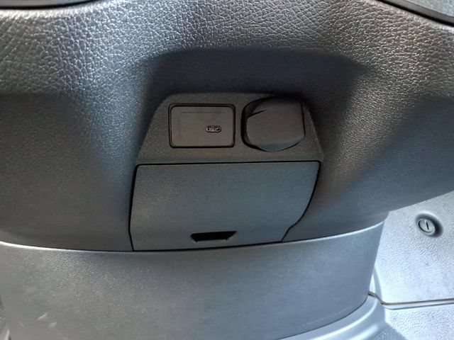 Used 2025 Mercedes-Benz Sprinter 2500 image 8
