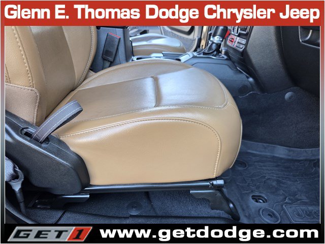 Used 2022 Jeep Wrangler Unlimited Rubicon AWD/4WD image 32