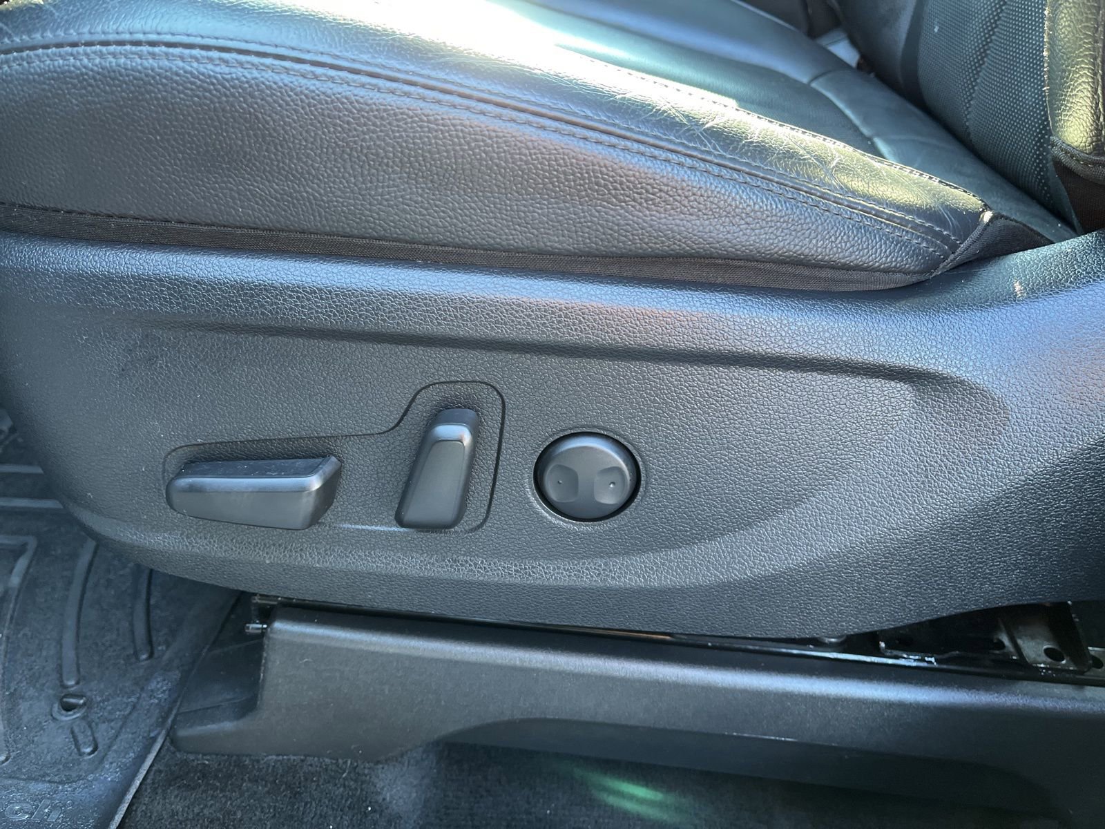 Used 2022 Hyundai Palisade SEL w/ 8P Bench Seat Package image 26