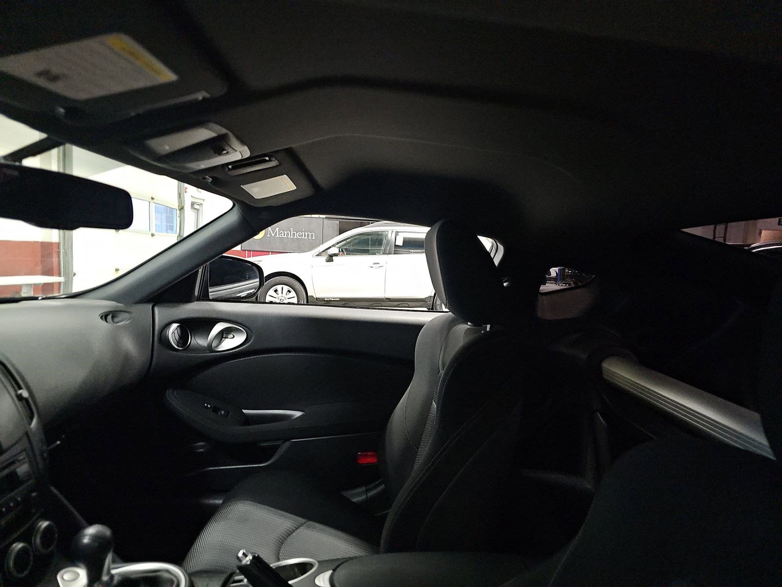 Used 2020 Nissan 370Z Sport image 14