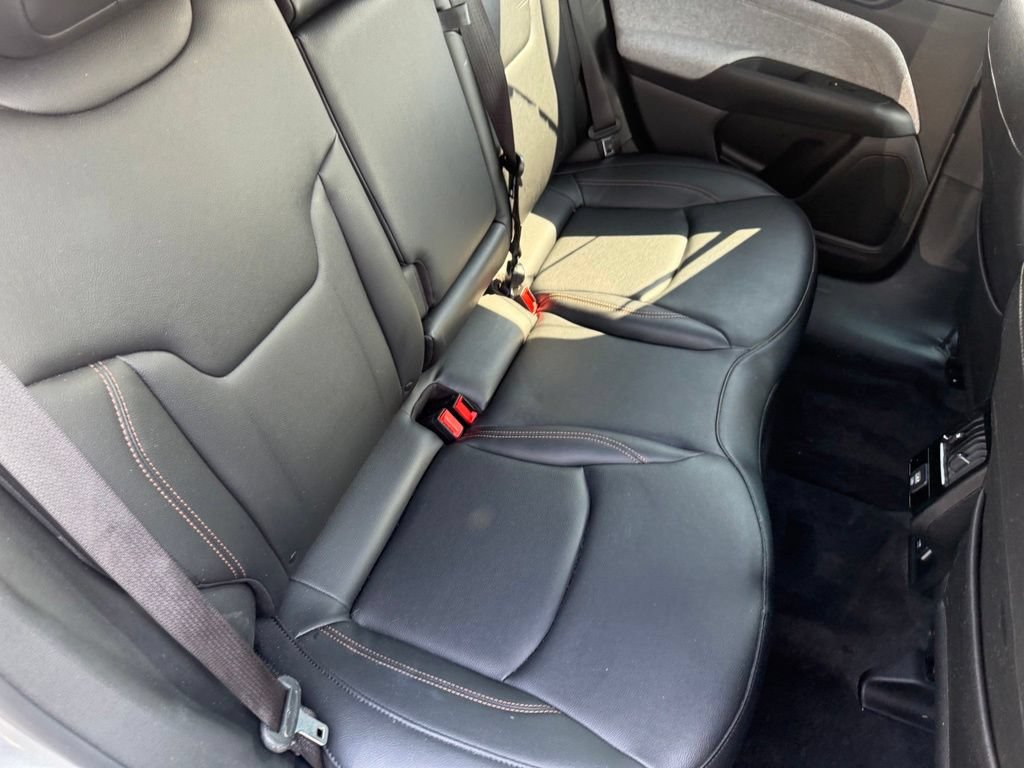 Used 2024 Jeep Compass Latitude AWD/4WD image 47