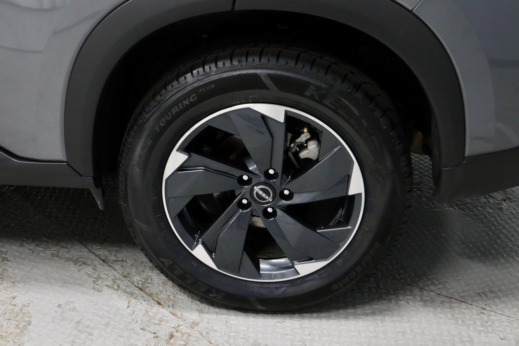 Certified 2024 Nissan Rogue SV image 20