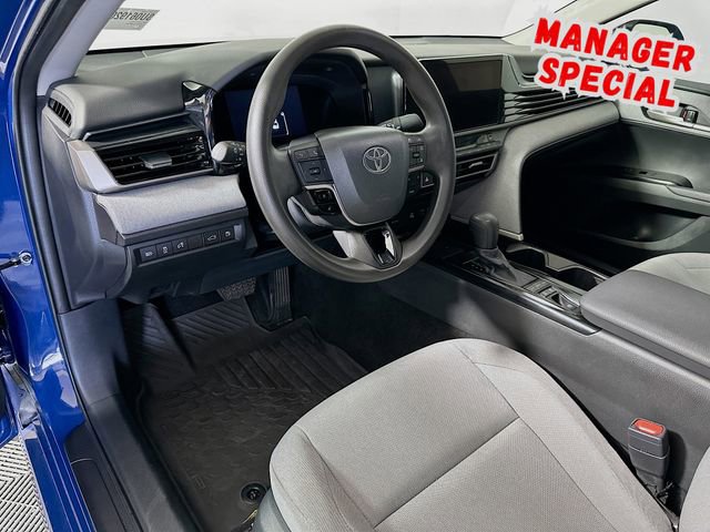 Used 2025 Toyota Camry LE FWD image 10