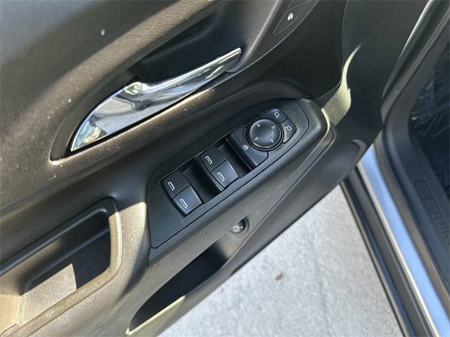 Used 2023 Chevrolet Equinox LT image 15