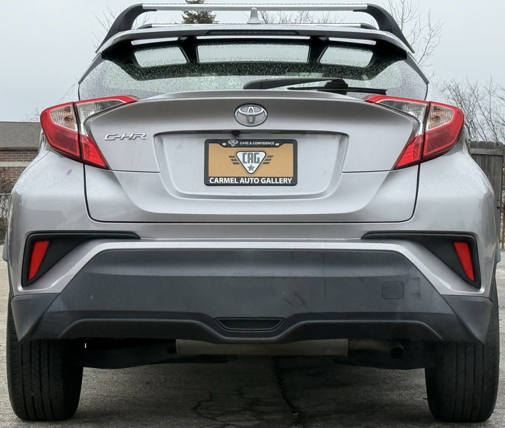 Used 2019 Toyota C-HR LE image 4