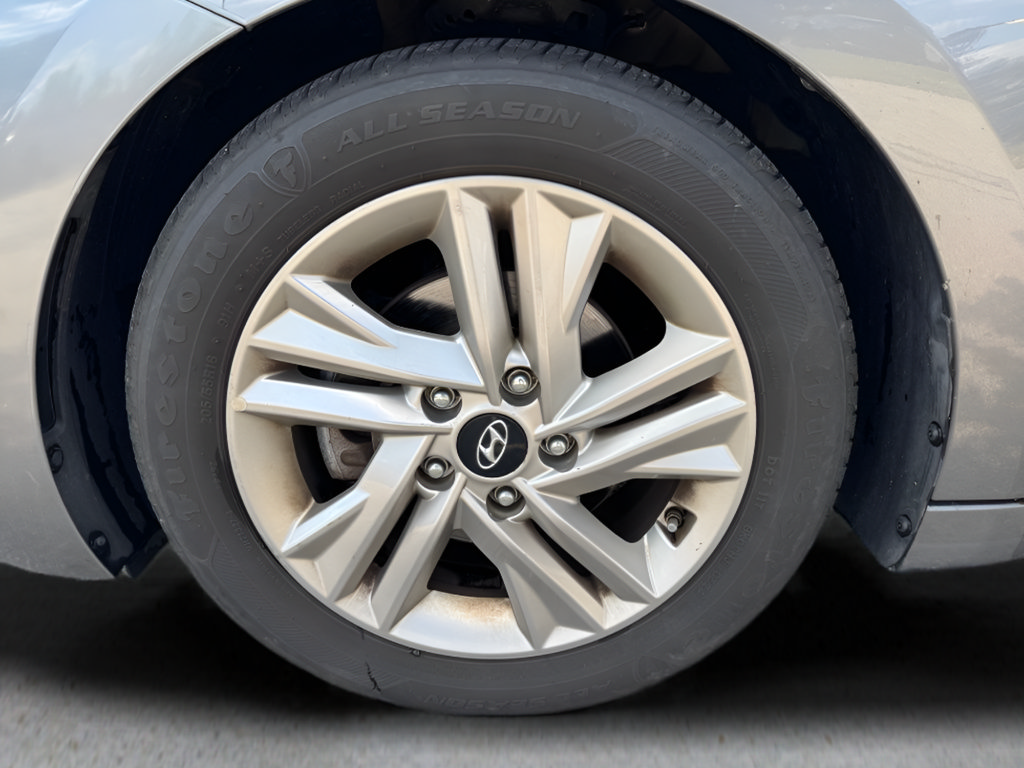 Used 2019 Hyundai Elantra SEL w/ Cargo Package FWD image 31