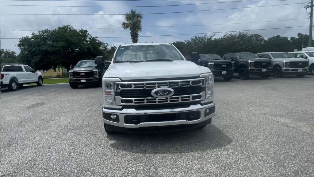 New 2024 Ford F350 XL w/ XL Chrome Package image 3