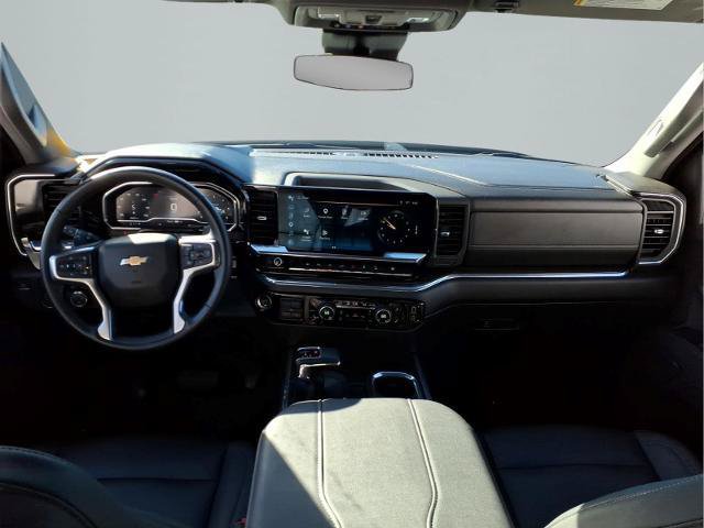 Used 2023 Chevrolet Silverado 1500 LT AWD/4WD image 7