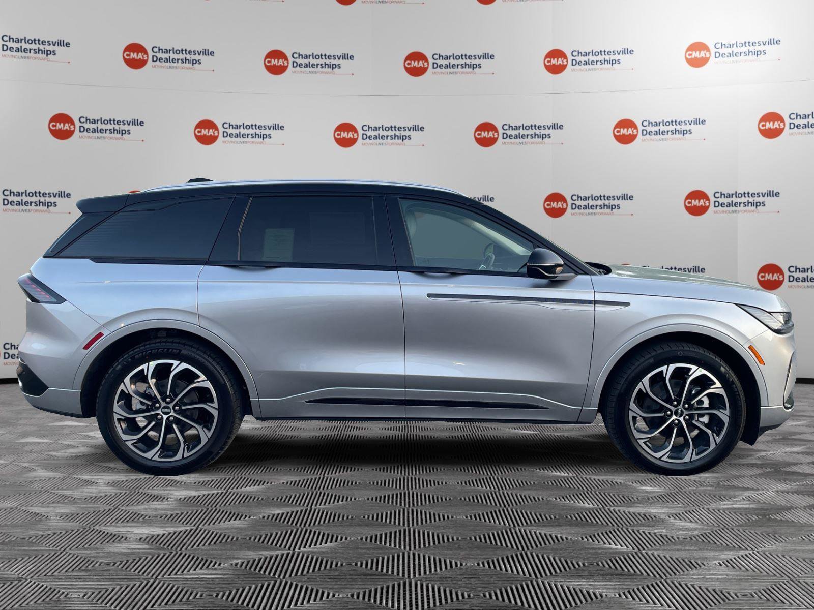 New 2026 Lincoln Nautilus Reserve AWD/4WD image 6
