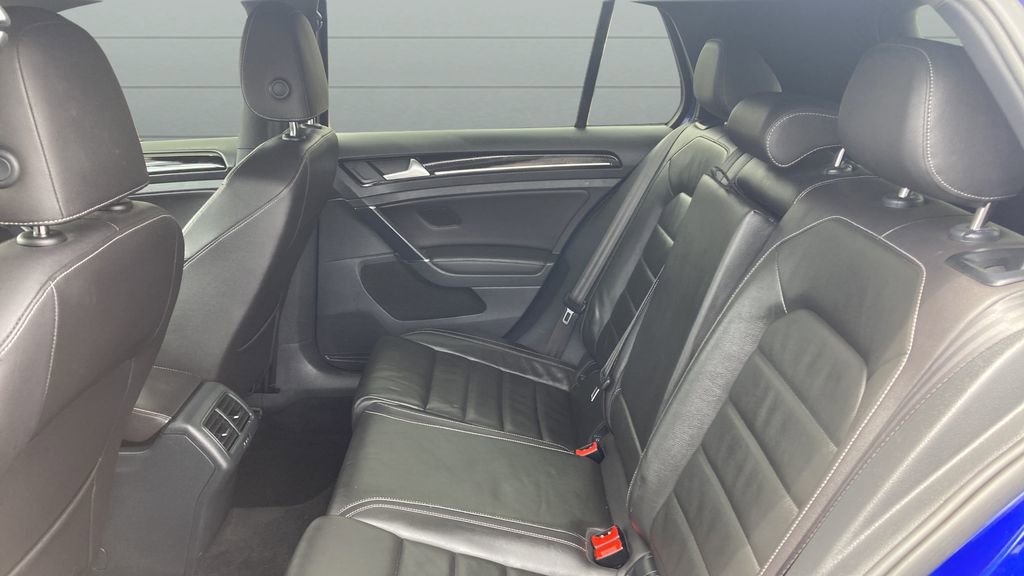 Used 2015 Volkswagen Golf R 4-Door AWD/4WD image 16