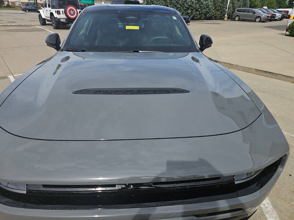 Certified 2026 Dodge Charger Scat Pack w/ Blacktop Package AWD/4WD image 8