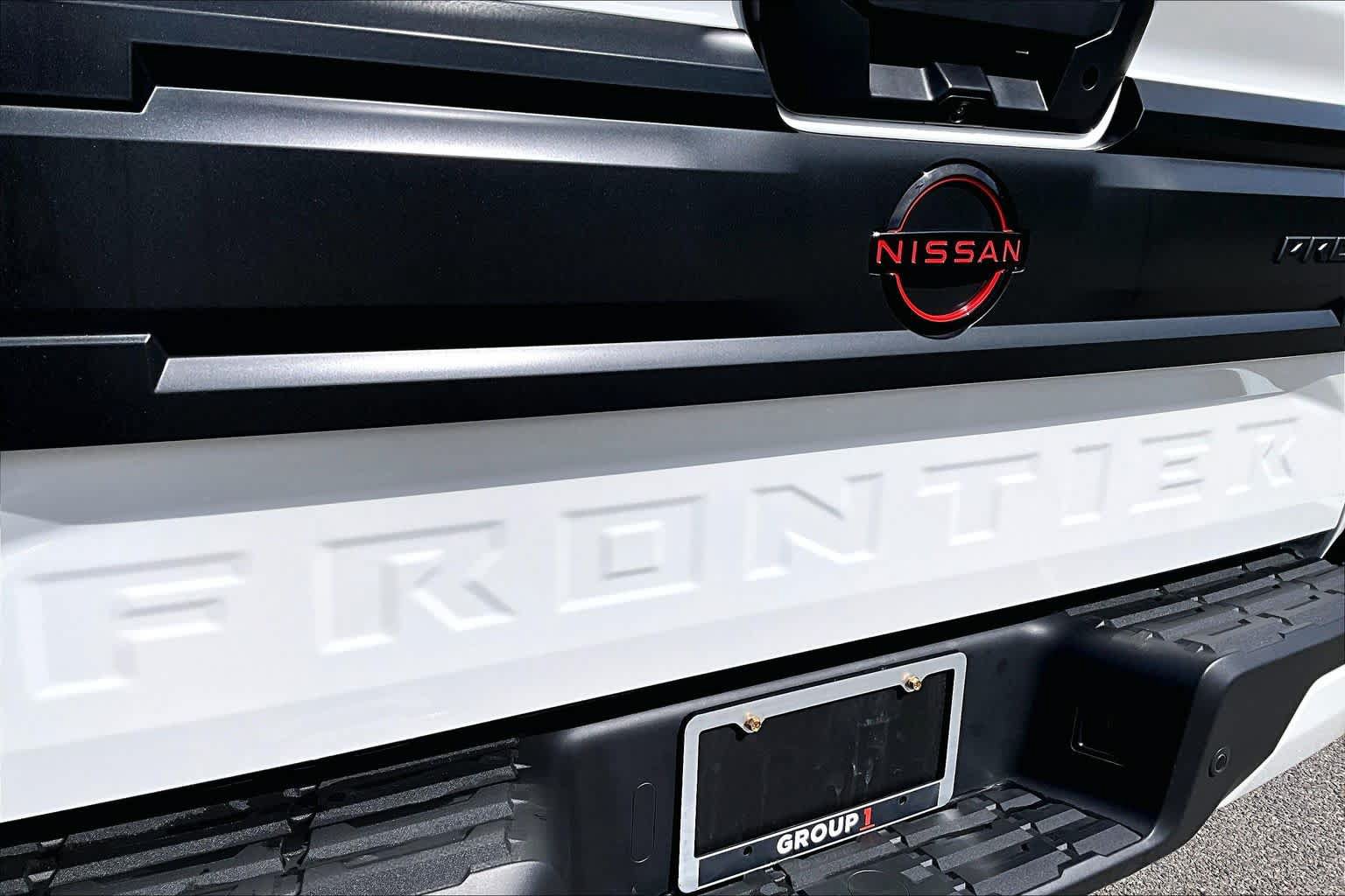 Used 2026 Nissan Frontier PRO-4X AWD/4WD image 10