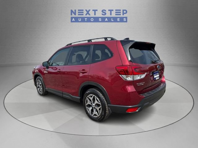 Used 2024 Subaru Forester Premium AWD/4WD image 5