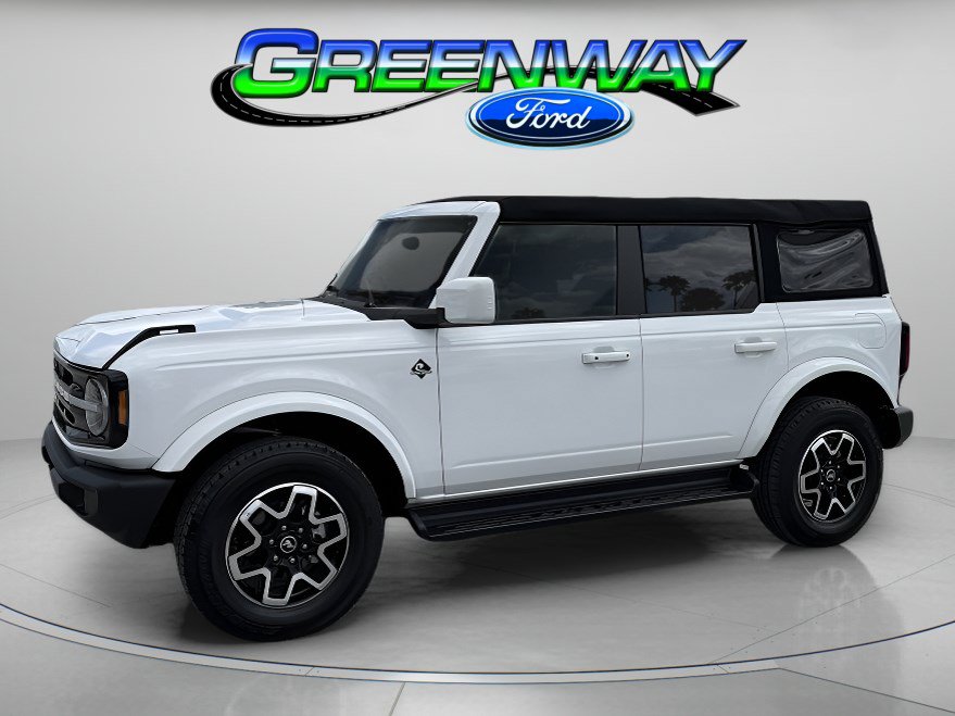 Certified 2025 Ford Bronco Outer Banks AWD/4WD image 1