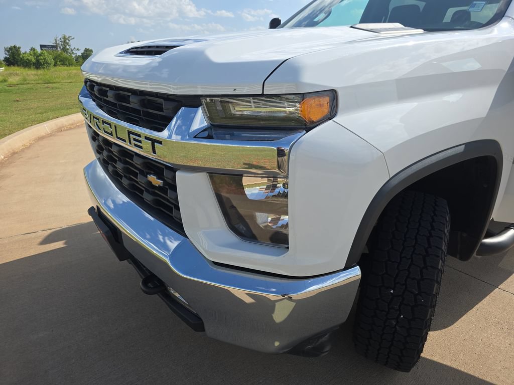 Used 2020 Chevrolet Silverado 2500 LT AWD/4WD image 30