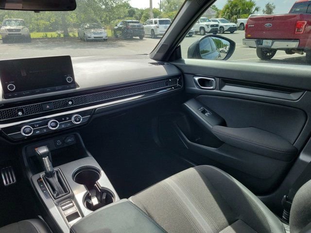 Used 2023 Honda Civic Sport image 23